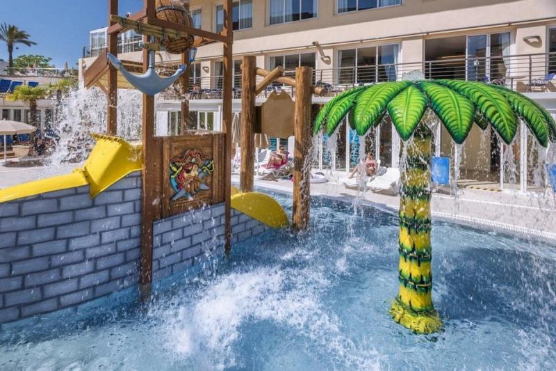 Oasis Park Splash - Image 7