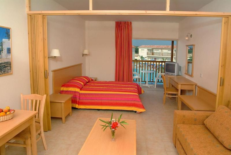 Tsokkos Paradise Village - Image 6