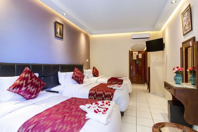 Hotel Akabar - Image 2