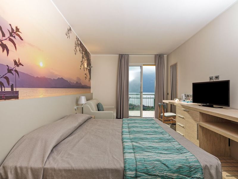 Hotel Cristina - Image 3