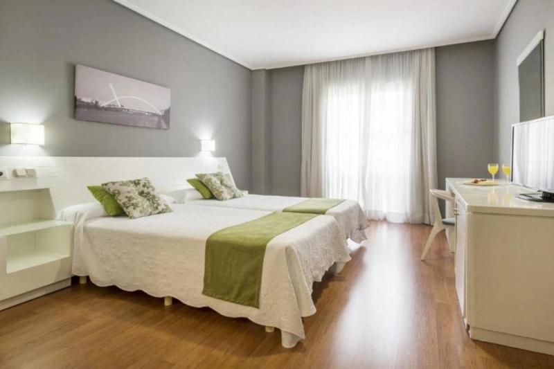 Ilunion Alcora Sevilla - Image 4