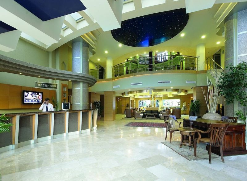 Grand Cettia Hotel - Image 6