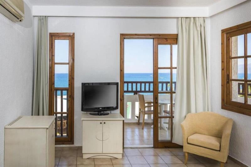 Porto Greco Village Beach Hotel - Image 10
