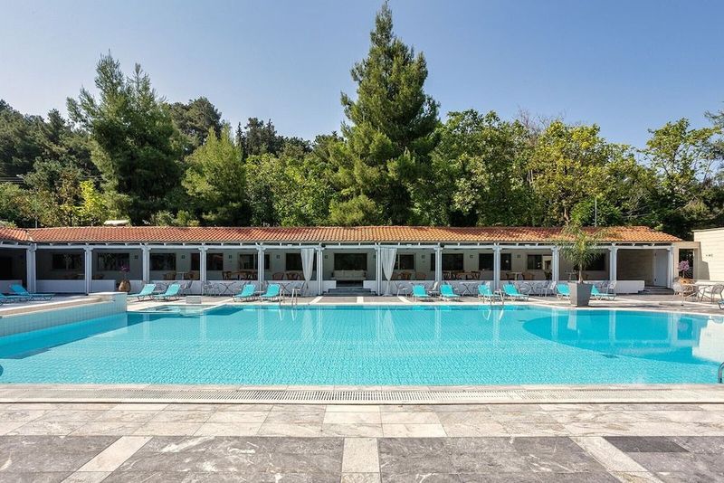 Sun Beach Hotel - Image 4