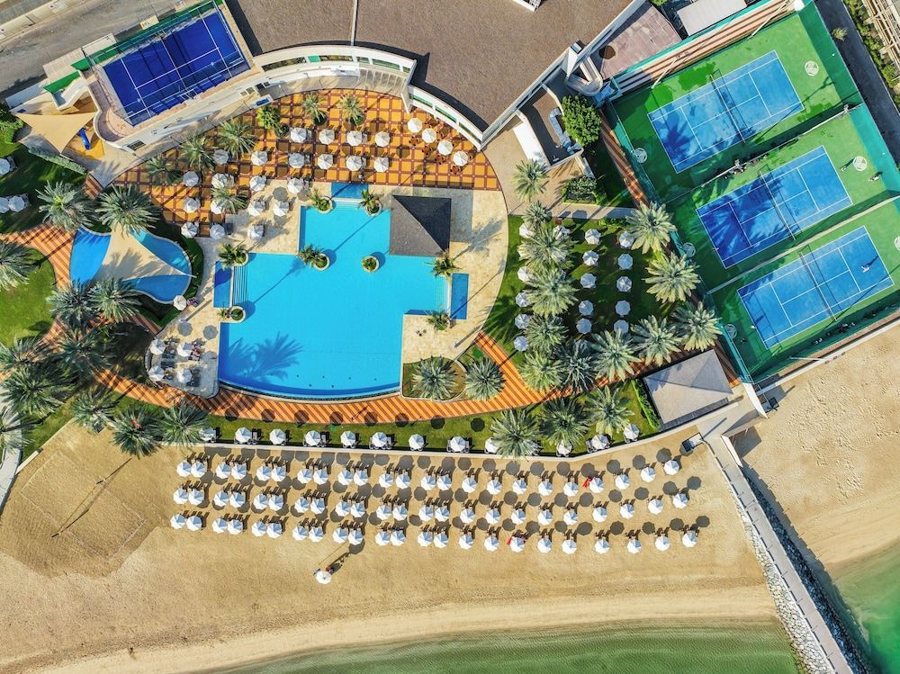 Beach Rotana - Image 10