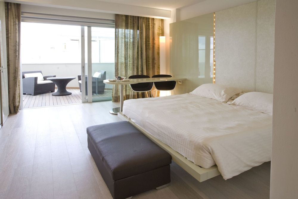 Hotel Premier & Suites - Premier Resort - Image 2