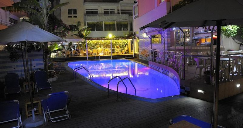 Agla Hotel - Image 5