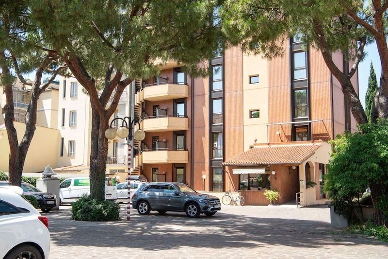 Hotel Grifone Firenze - Image 10