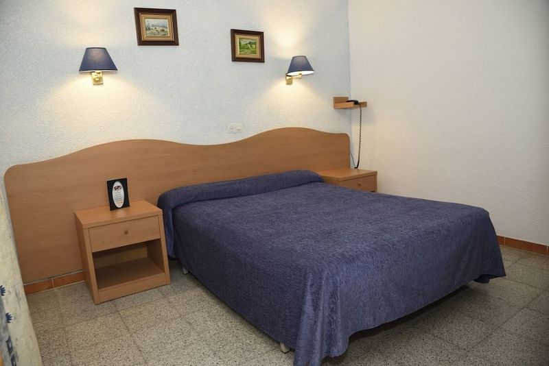 Hotel Internacional Calella - Image 3