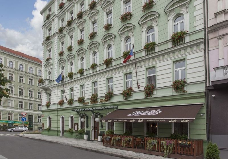 Green Garden Hotel - Image 1