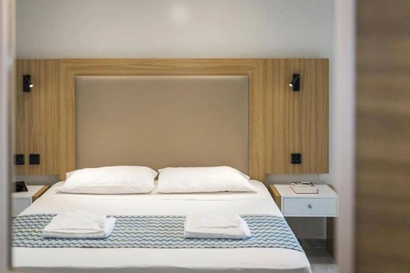 Summer Beach Hotel - Image 7