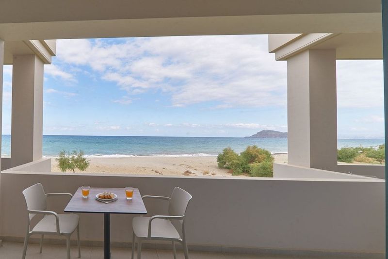 Silver Beach Hotel - Image 6