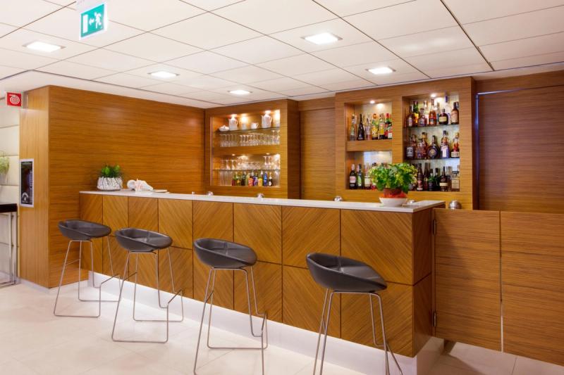 Holiday Inn Salerno Cava De Tirreni - Image 8