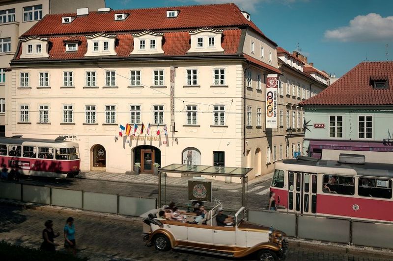 Hotel Roma - Image 10