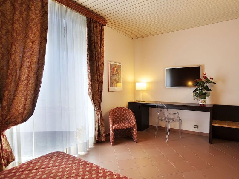 Hotel Vittoria - Image 8