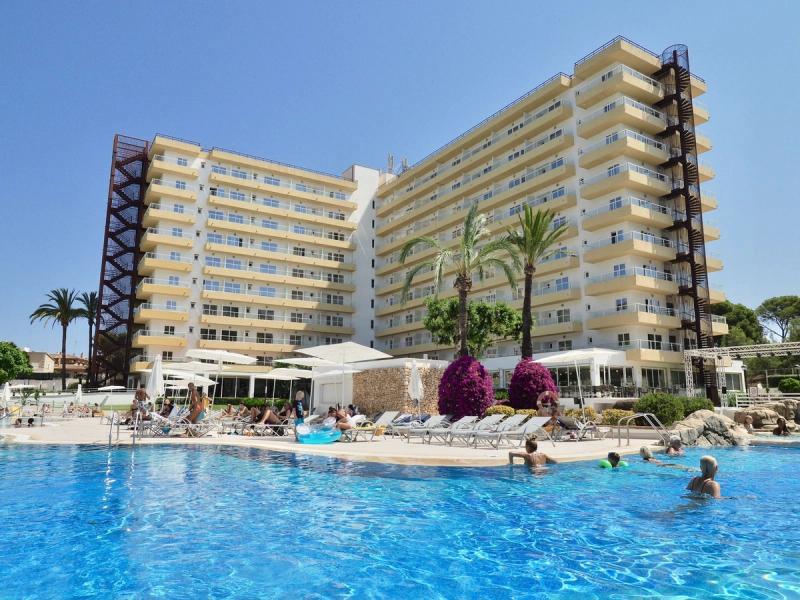 BQ Belvedere Hotel - Image 4