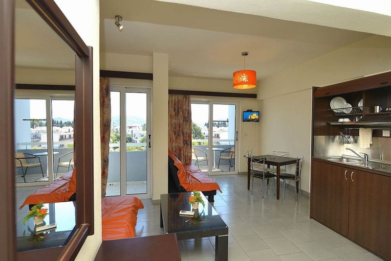 Ialysos City Hotel - Image 5