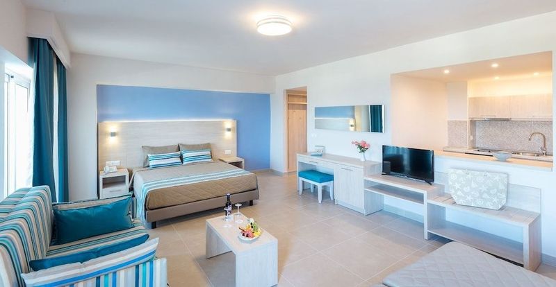 Irene Palace Beach Resort - Image 2