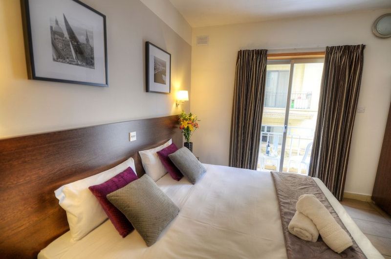 Carlton Hotel Malta - Image 3