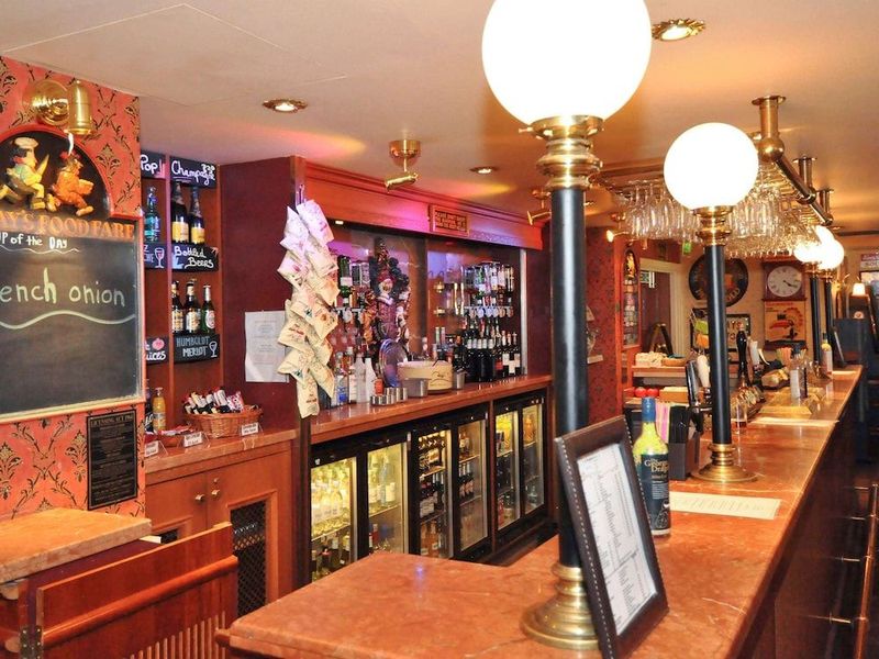 ibis London Earls Court Hotel - Image 7