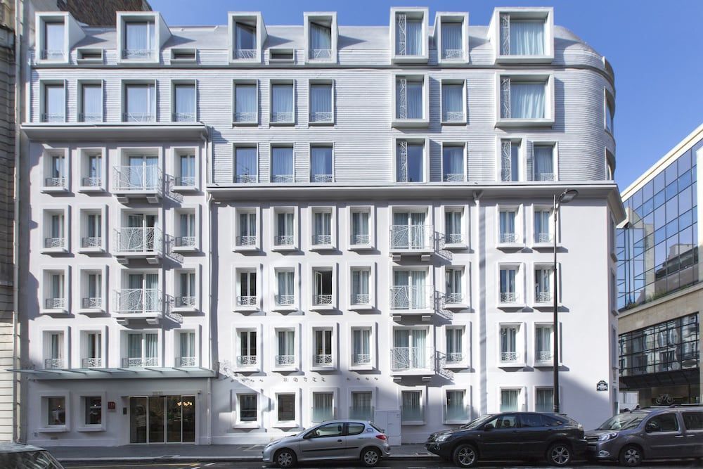 XO Hotel - Image 1