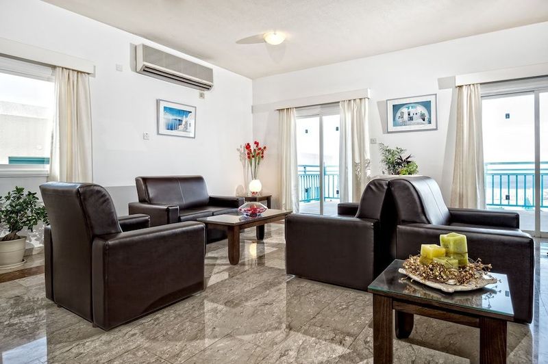 Sunny Hill Hotel Apartments - Image 6