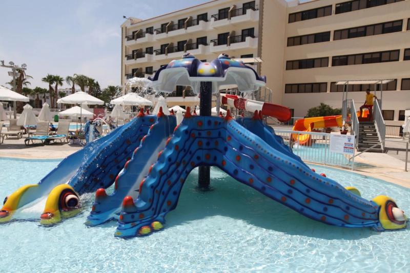 Anastasia Beach Hotel & Apartments - Image 5