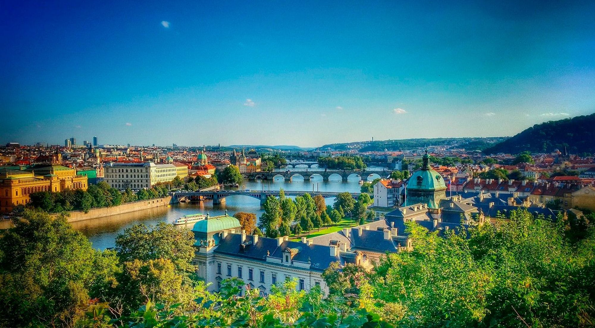 Utsikt över huvudstaden i Prag