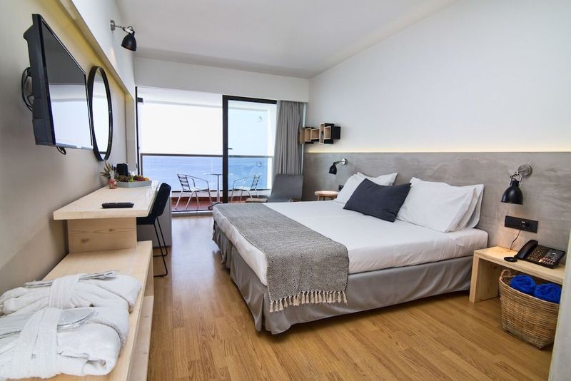 Blue Sky City Beach Hotel - Image 4
