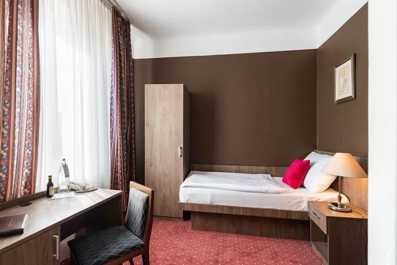 Hotel Harmony