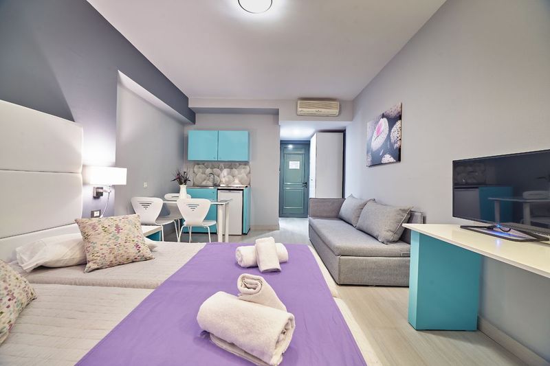 Sunrise Village Hotel - Image 7