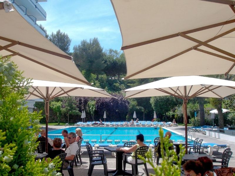 Hotel Gran Garbi - Image 2