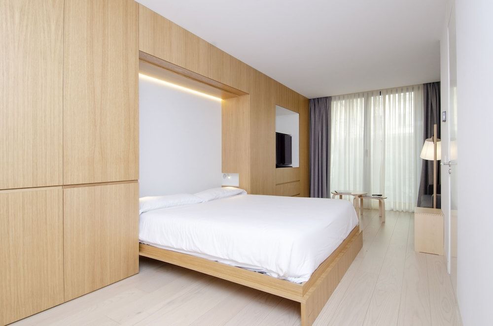 Hoom Apartments Juan Bravo - Image 9