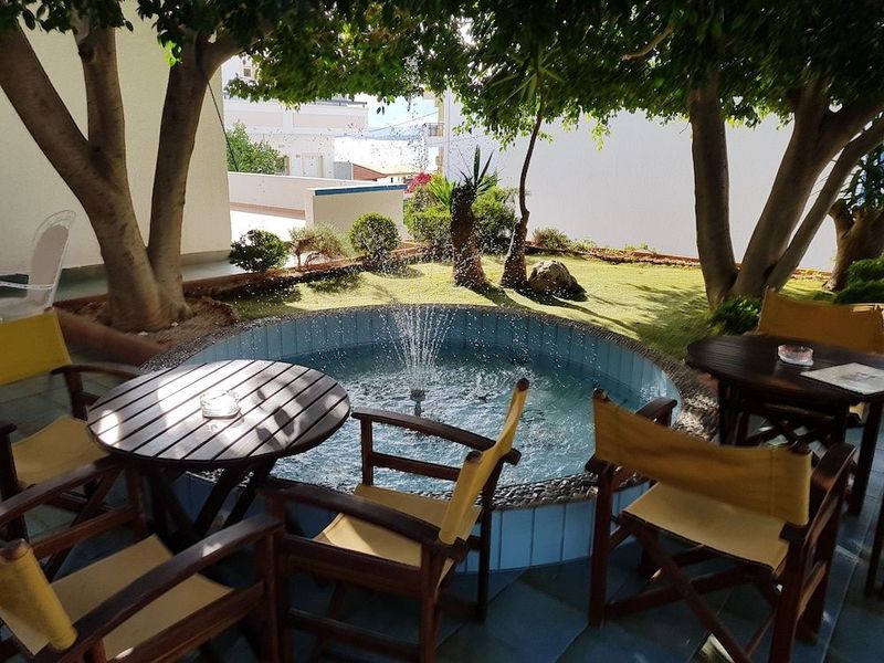 Amazones Villas Apartments - Image 9