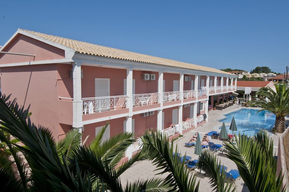 Angelina’s Hotel & Apartments - Image 9