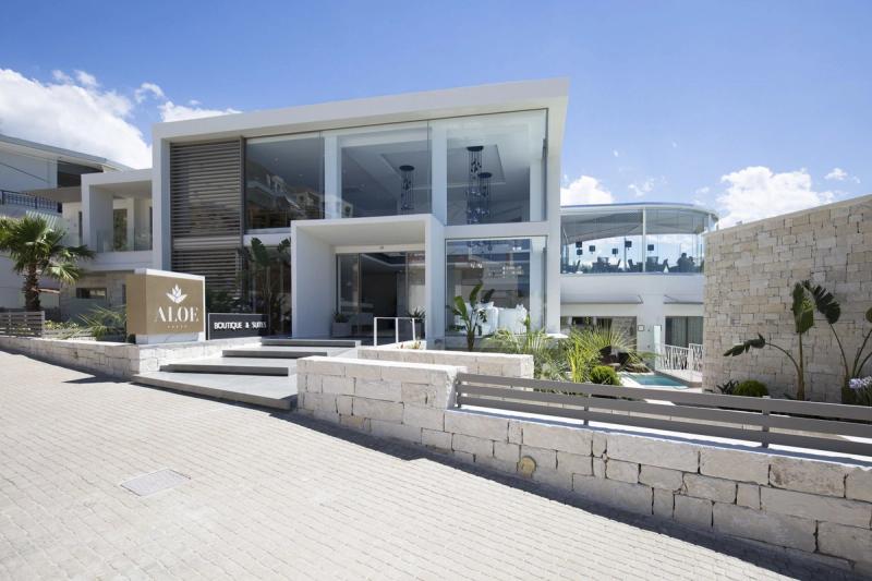ALOE Boutique Hotel & Suites - Image 7