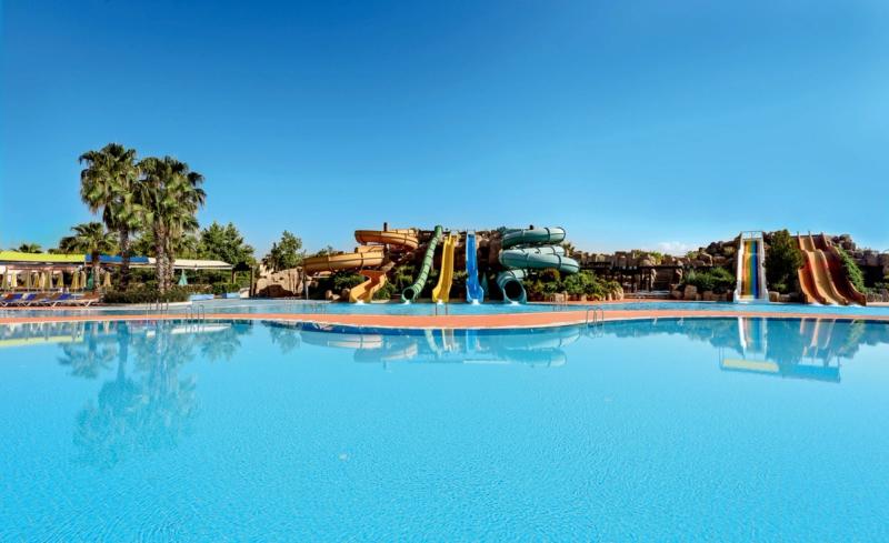 VONRESORT Golden Coast - Image 9