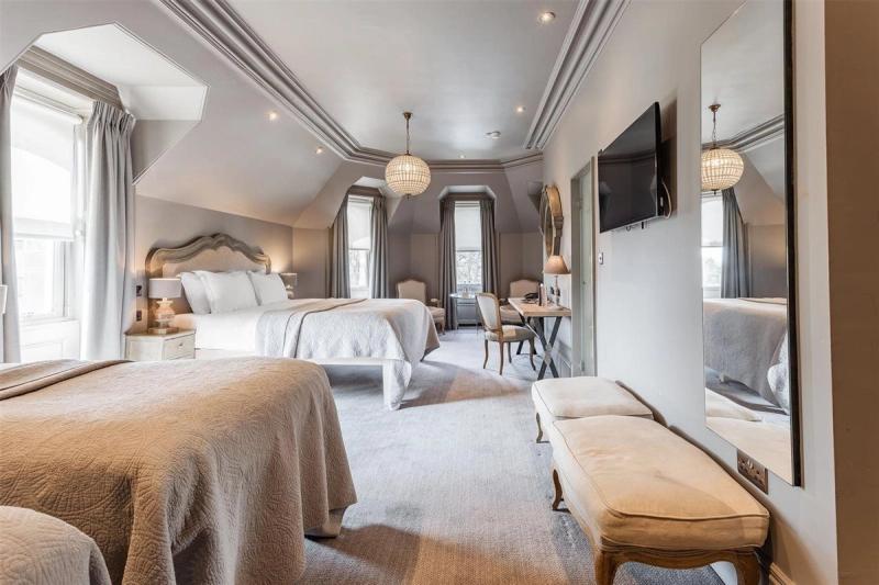 Murrayfield Hotel & Lodge - Image 5