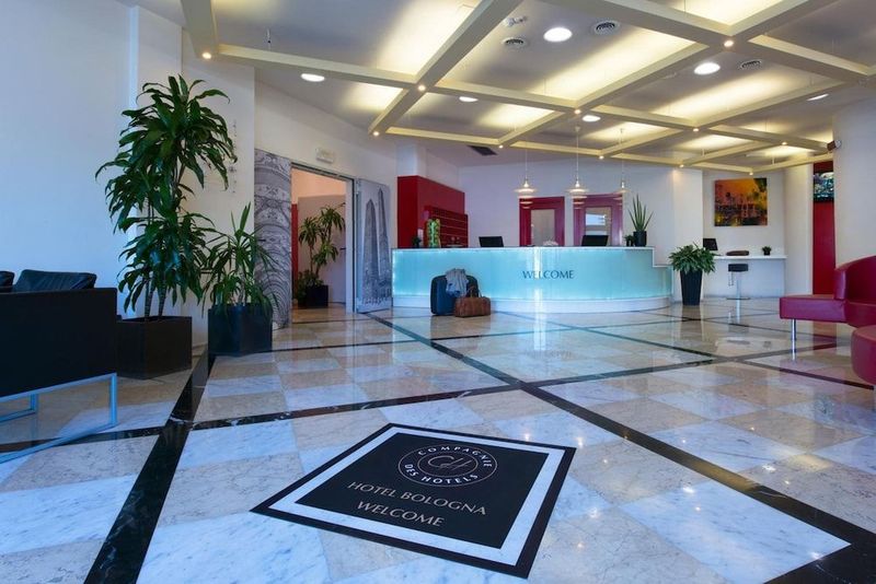 CDH Hotel Bologna - Image 3