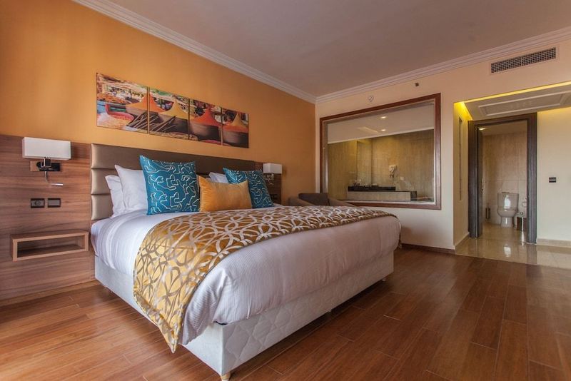 Savoy Le Grand Hotel - Image 3