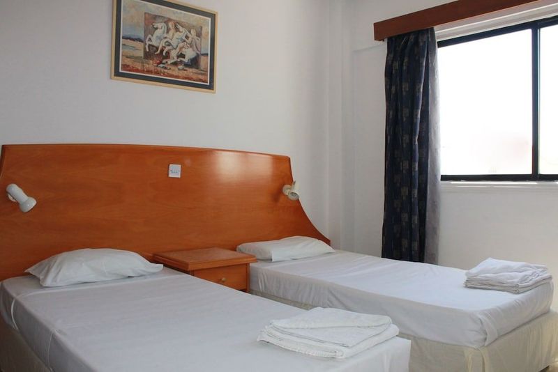 Florea Hotel Apartments - Image 9
