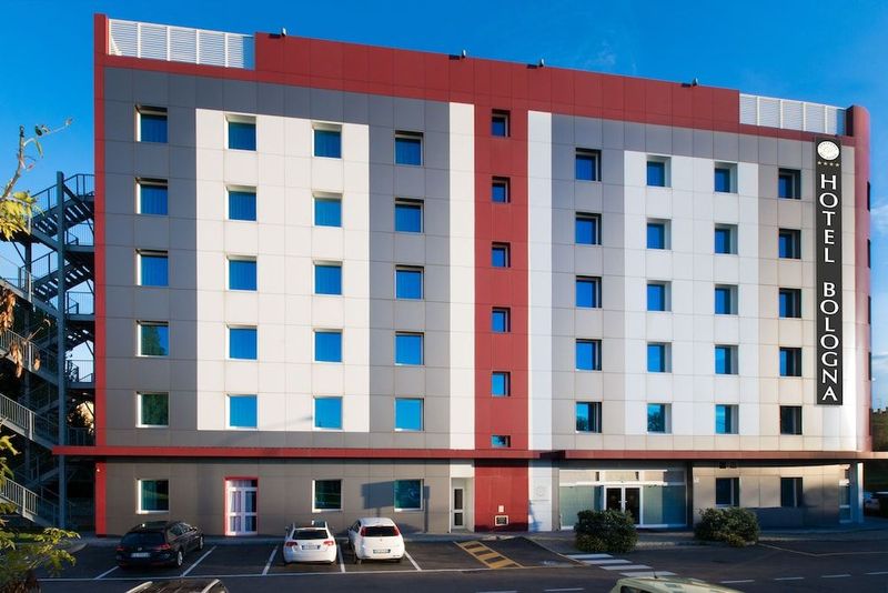 CDH Hotel Bologna - Image 2