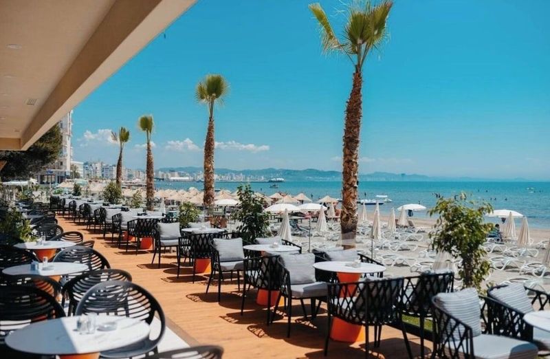 Amara Hotel & Spa - Image 4