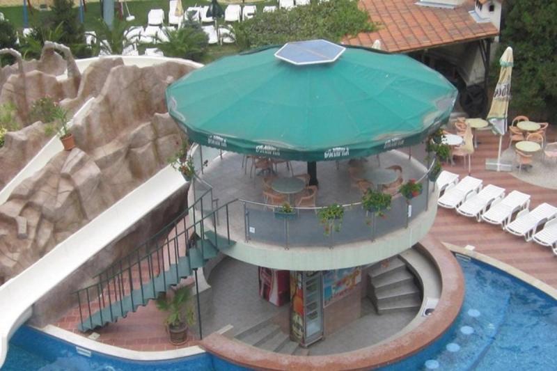 Sunny Day Club Hotel - Image 4