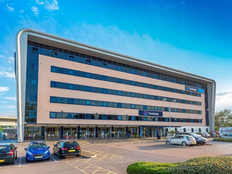 Travelodge London City Airport - Image 2
