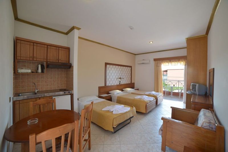 Angelina’s Hotel & Apartments - Image 2