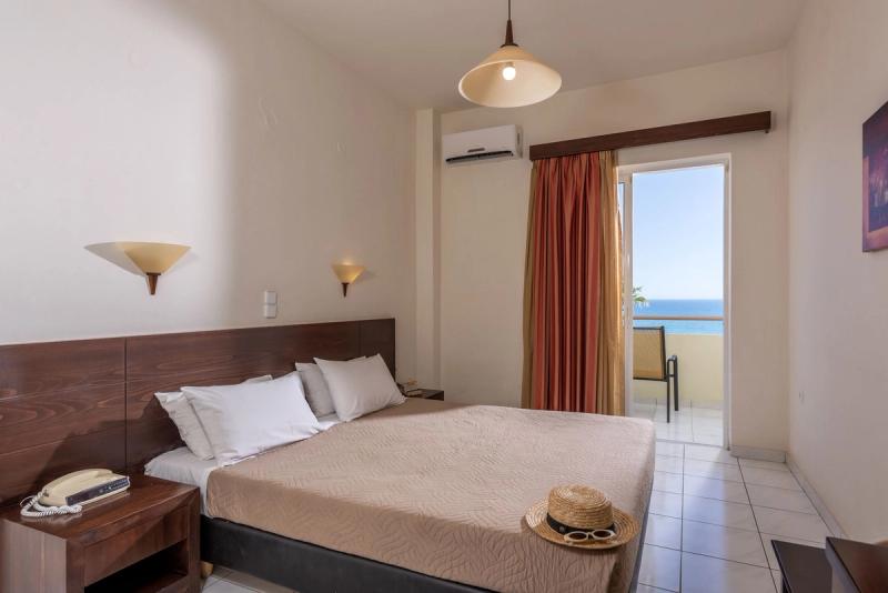 Theo Hotel - Image 9