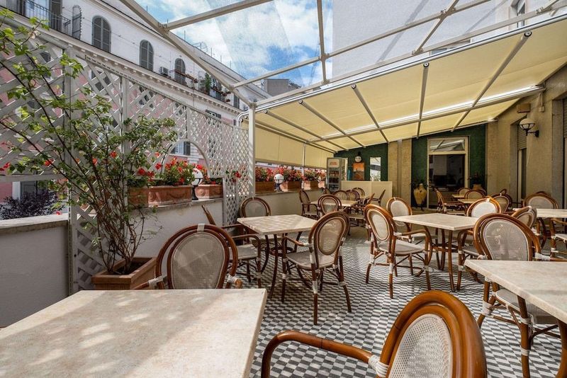 Quality Hotel Nova Domus - Image 8