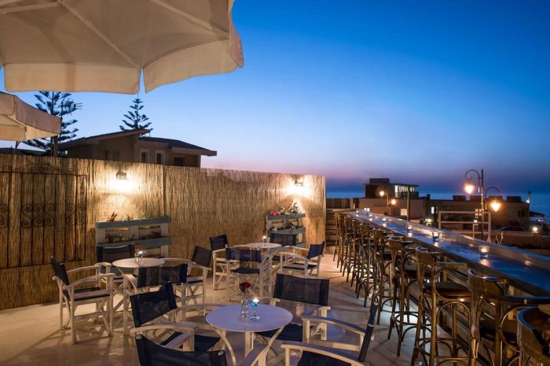 Kastro Beach Apts - Image 4