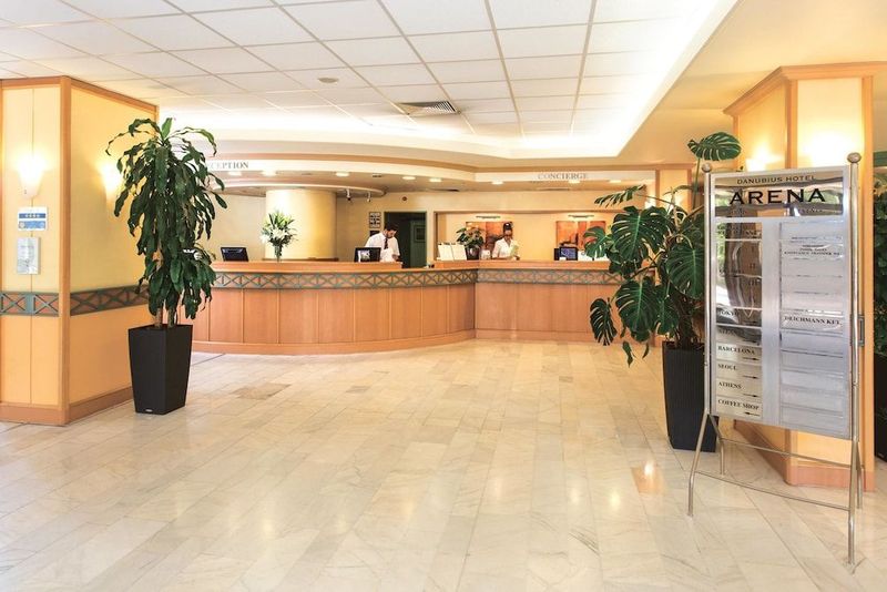 Danubius Hotel Arena - Image 4